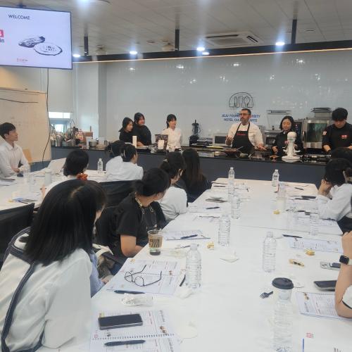 제주관광대학교 앵커사업단, 스위스 명장 기술로 제주 로컬 시제품 5종 개발